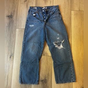 Levi’s Ribcage Straight Ankle Jeans